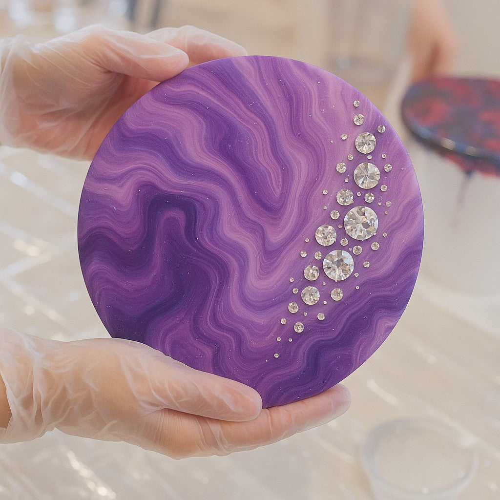 🎨【Art and Cafe】Discover a New You Through Fluid Art  What is Pouring, Dripping, and Fluid Art? Japan’s #1 Workshop That Anyone Can Enjoy Without Fear of Failure