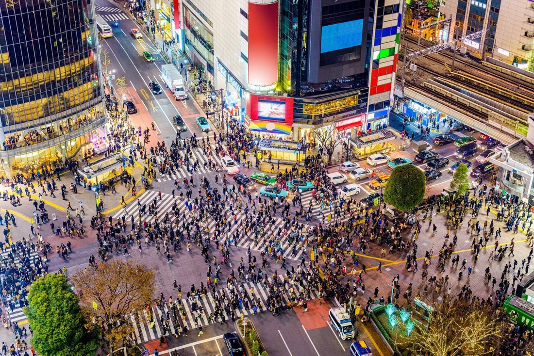 アートアンドカフェ × 渋谷センター街・ハチ公前・竹下通り・明治神宮 ― 共通する文化と人気の秘密
