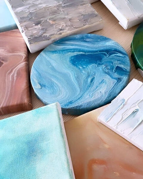 🖼 Art and Cafe × Interior Design  ―― The Joy of Creating Your Own Art and 10 Benefits of DIY Artwork