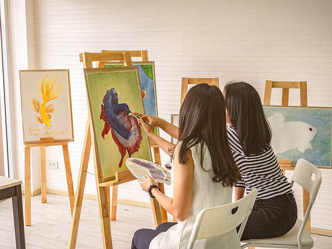 🎨 Art and Cafe vs. Traditional Art Classes  Why Art and Cafe Is the Best Choice for After-Work Creativity