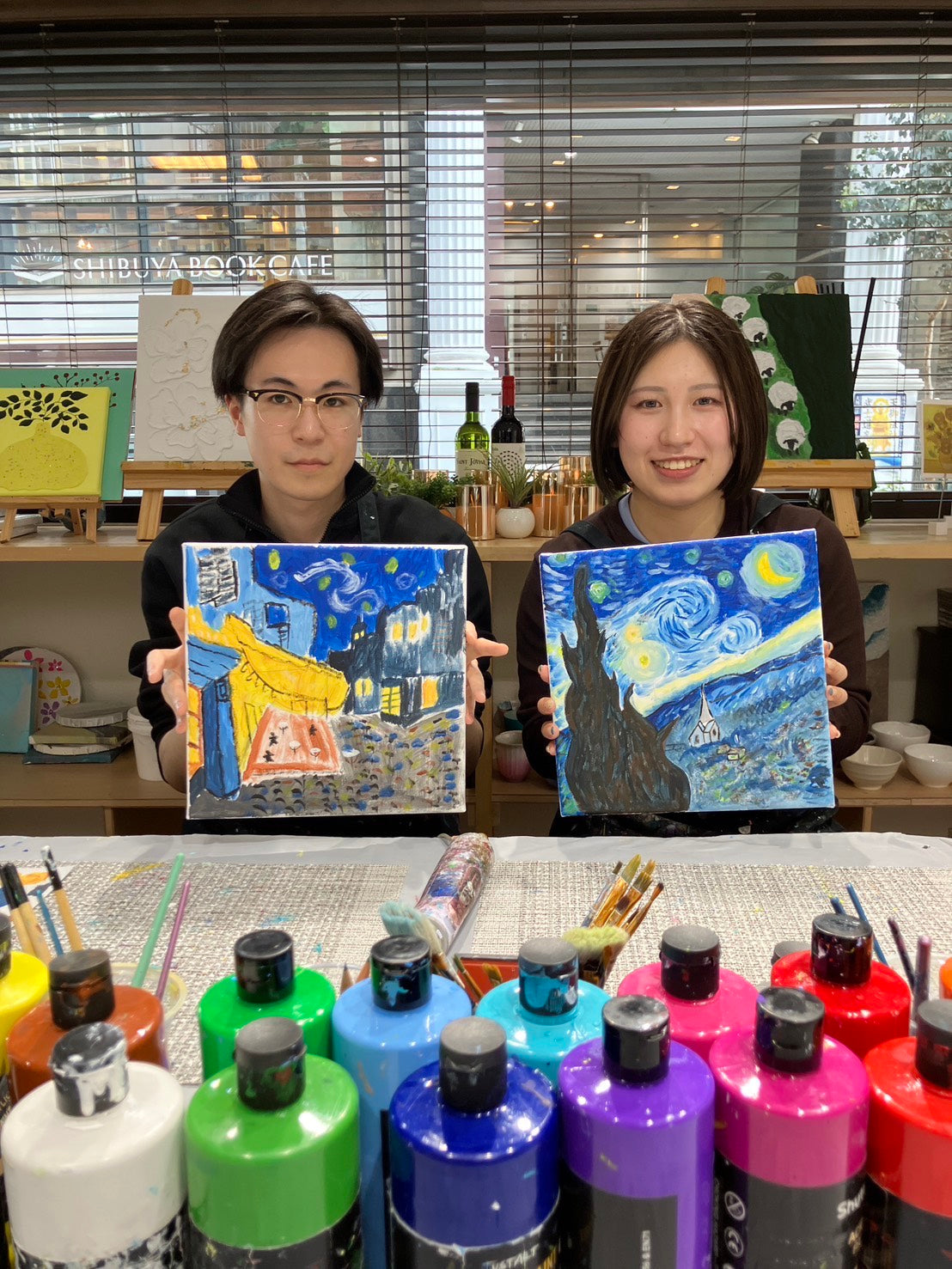【涩谷平日】画一幅杰作！梵高《向日葵、夜晚的露天咖啡座、星夜》