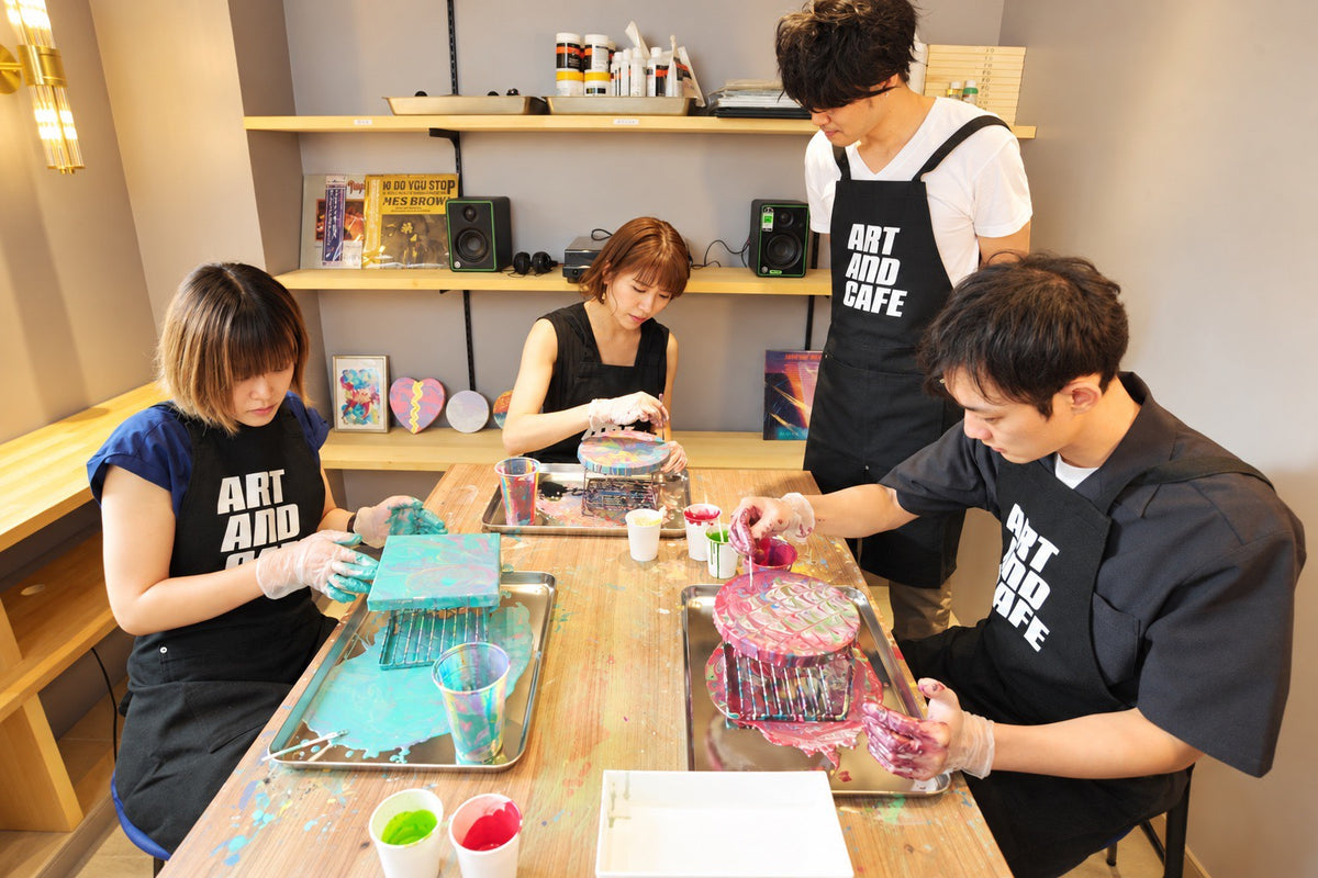※4名様専用【平日】4名グループアート体験 東京・渋谷｜友達・女子会・家族に｜ART AND CAFE
